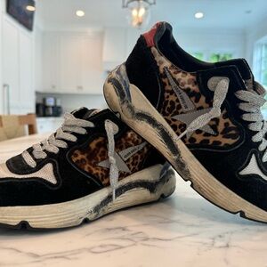 ♥️ Golden Goose RUNNING Sneakers 36 6 So cute, loved but lots of life left! 🔥